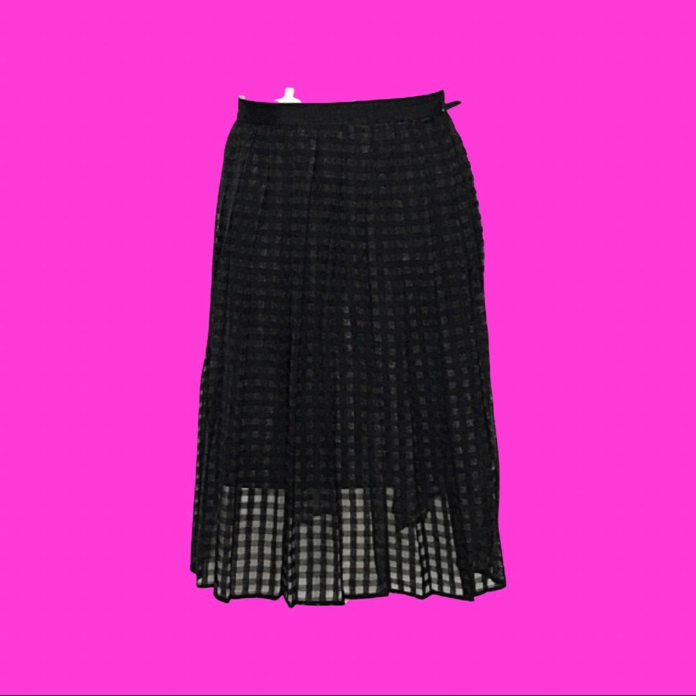 Elle Black Pleated Skirt Size 12
